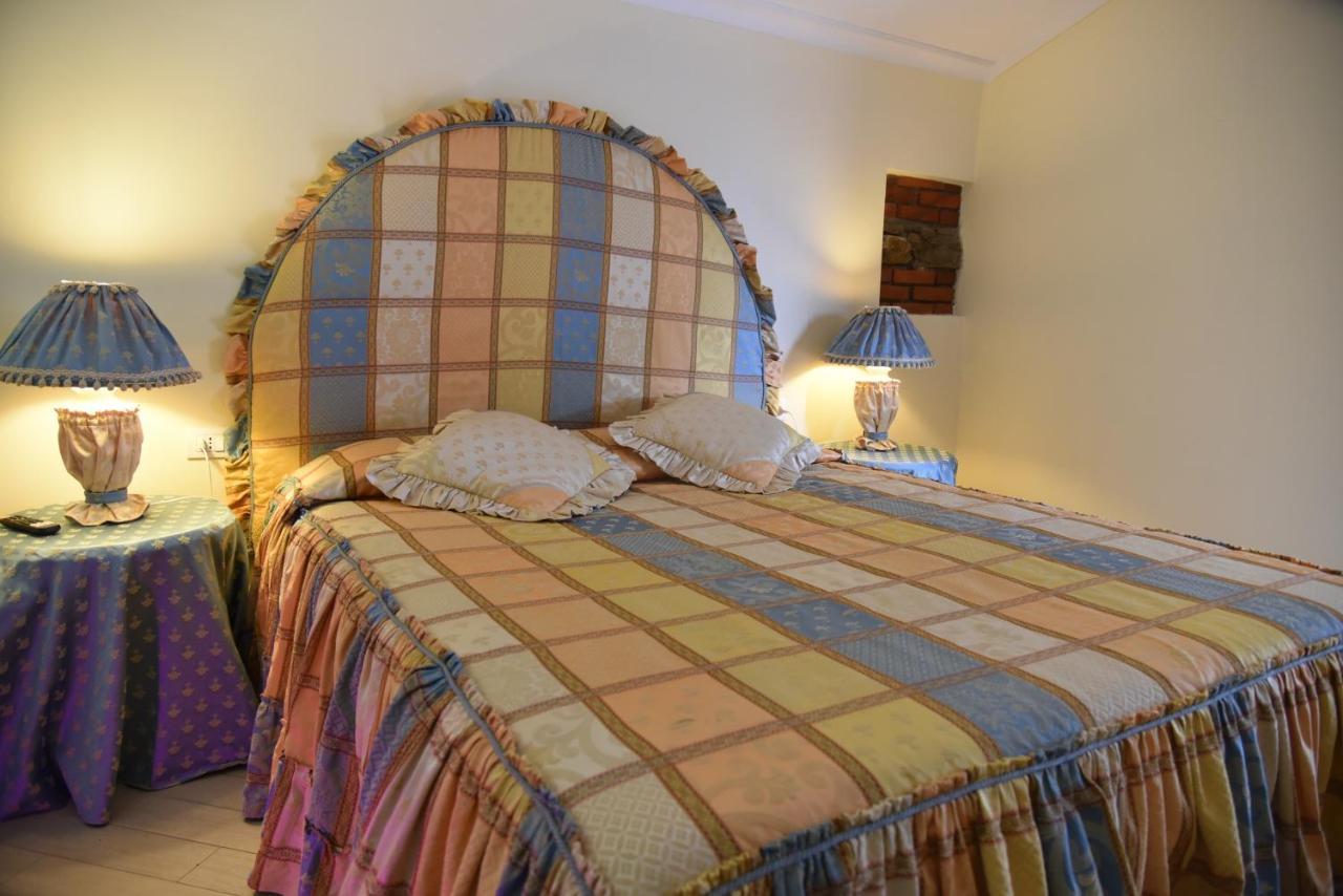 Maison Brinati Bed And Breakfast Monsummano Terme ภายนอก รูปภาพ